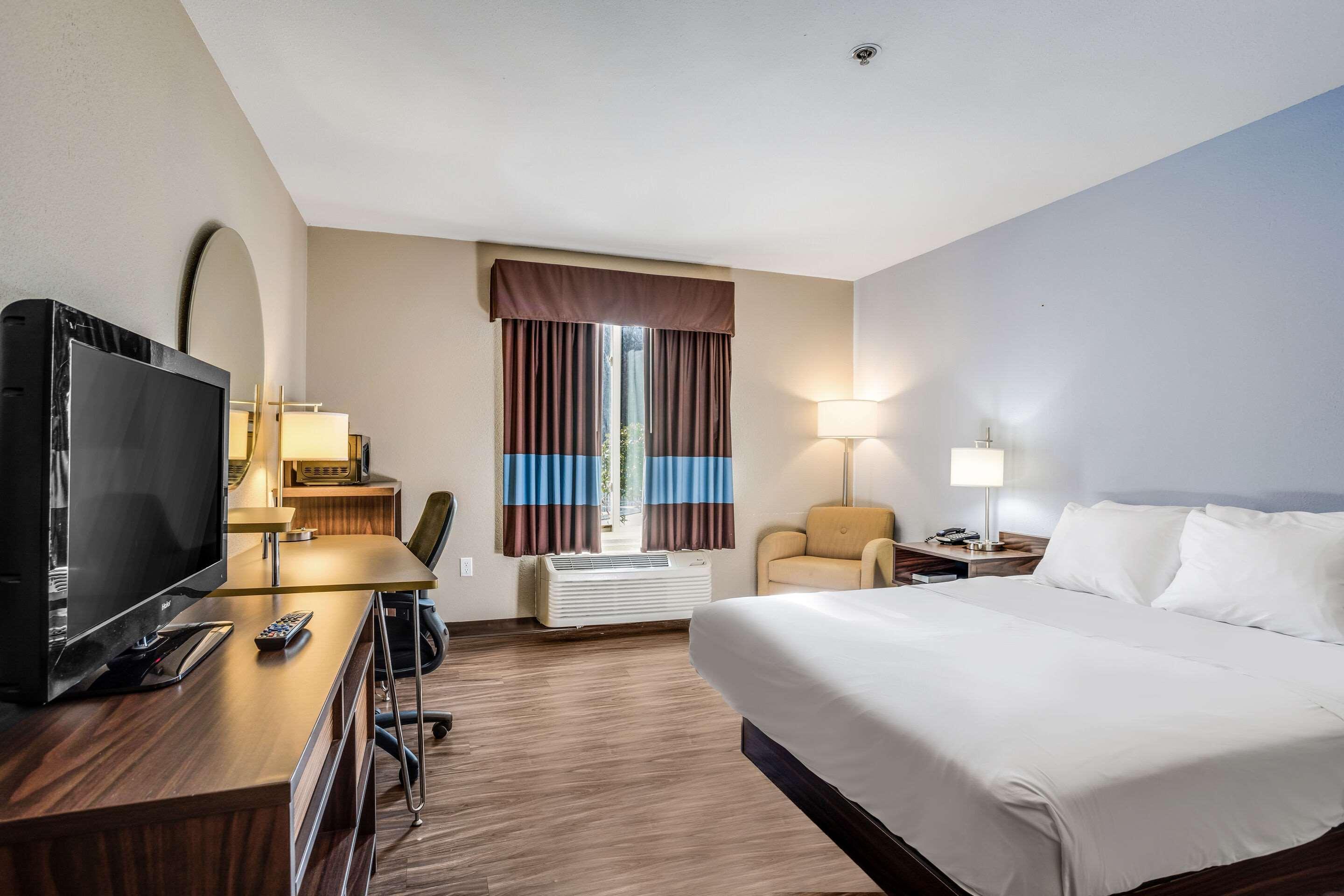 Quality Inn Calvert City - Paducah East Екстер'єр фото