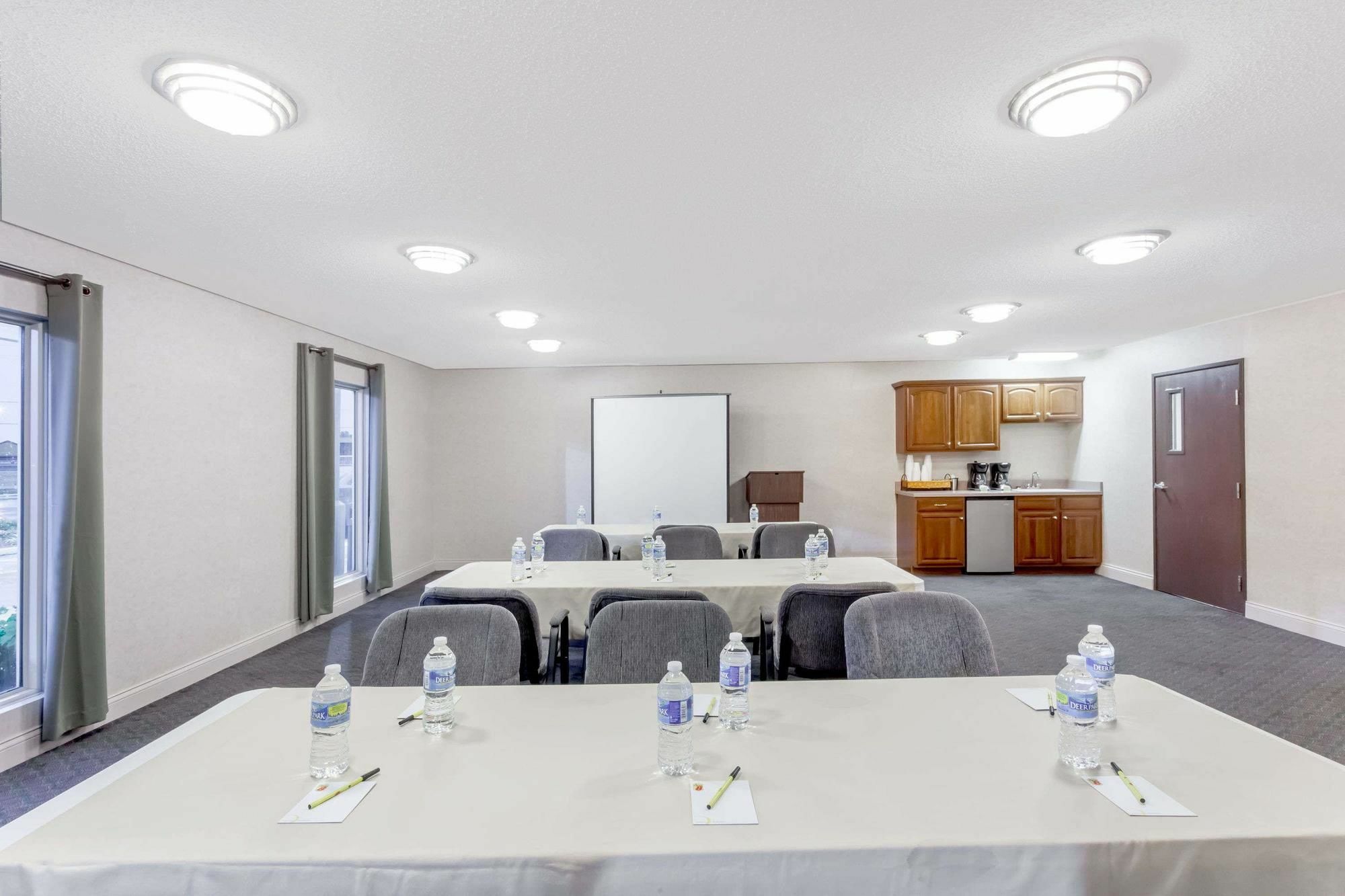 Quality Inn Calvert City - Paducah East Екстер'єр фото