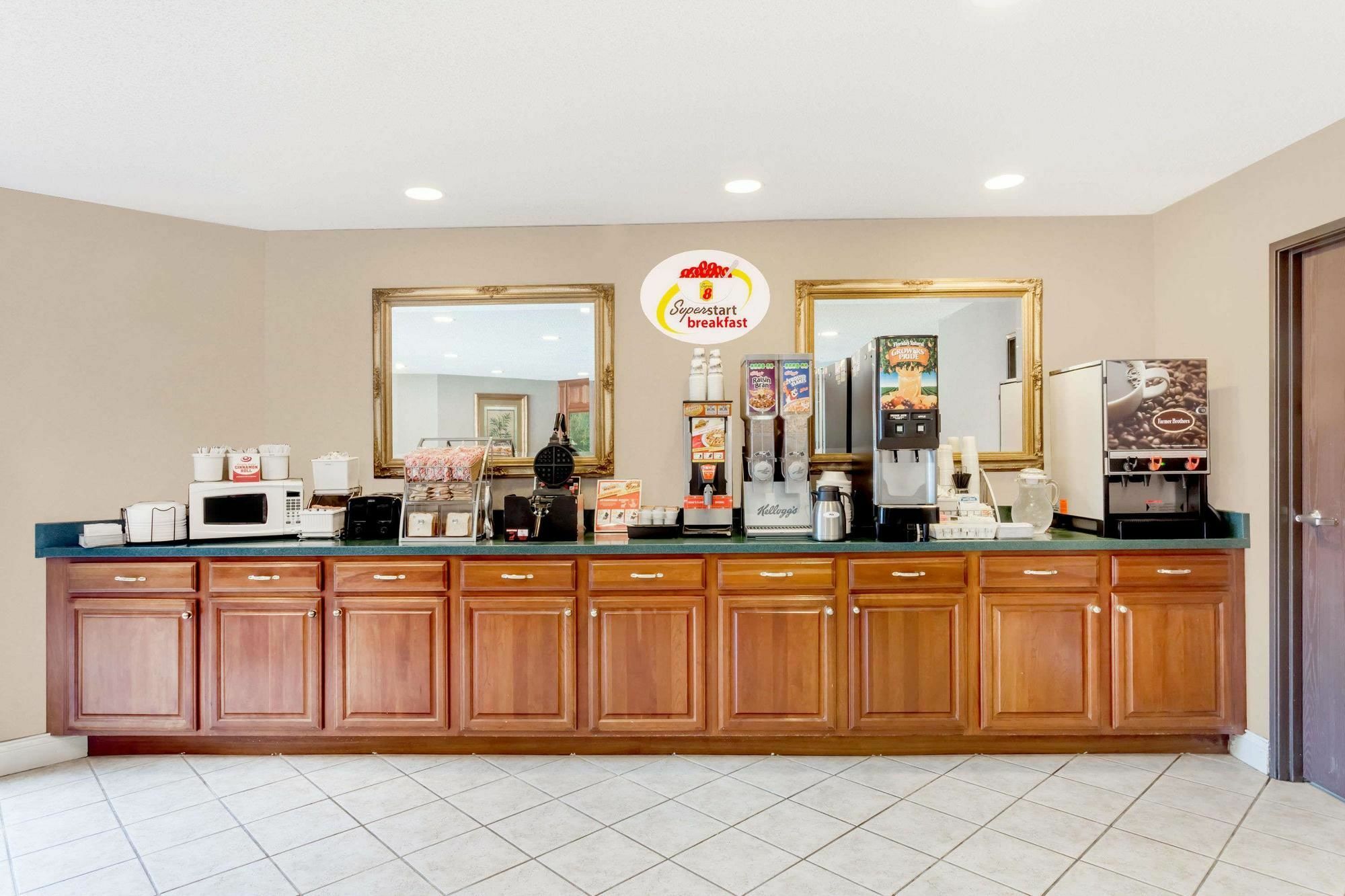 Quality Inn Calvert City - Paducah East Екстер'єр фото